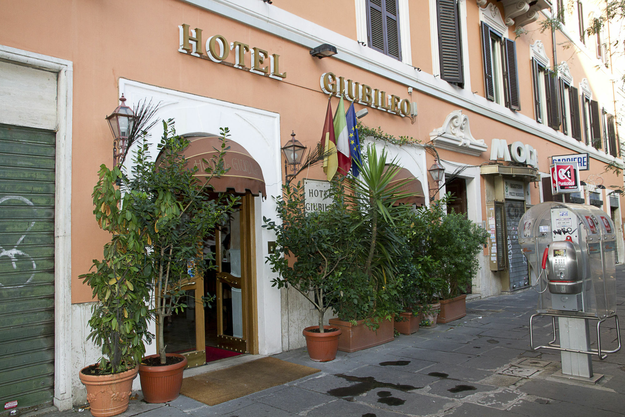 Gaudi Guesthouse Rome Exterior photo